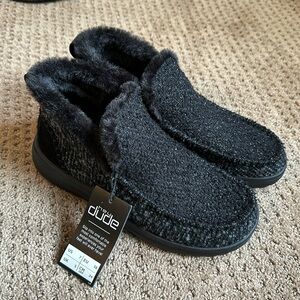 NWT Hey Dude Denny shoes